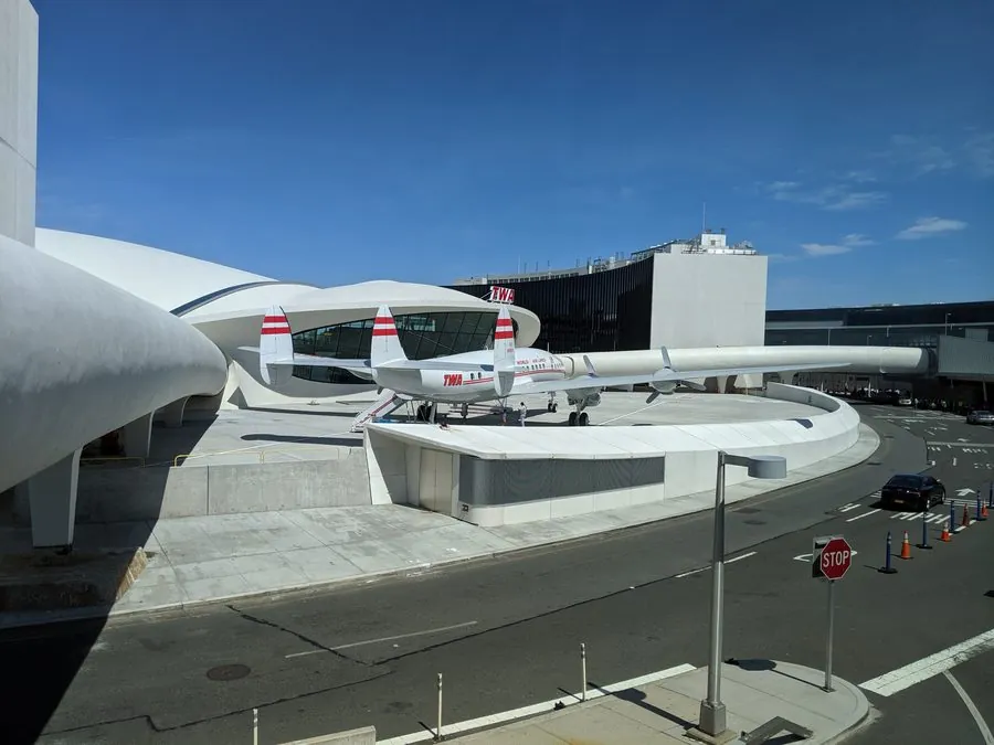 Lockheed Constellation, TWA Flight Center, New York JFK, 2019
