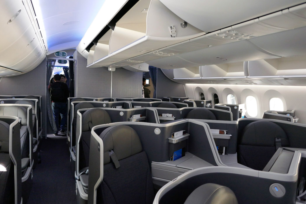 American Airlines Inaugural Domestic B787-9 Flight in Business Class ...